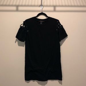 🔥Forever 21 Lace Shoulder Crew Neck T-Shirt Dress